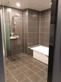 E-Stay Hotel - Image 2