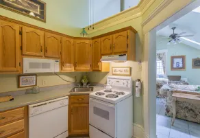 Chipman Hill Suites - Senator Dever House - Image 3