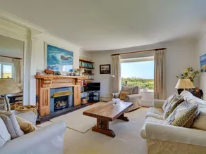Modern Holiday Home in Padstow With Garden - Image 3