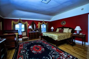 The Southern Mansion - Image 2