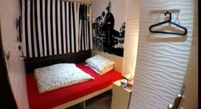 Train Inn - Image 4