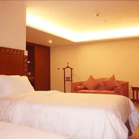 Golden Sun Hotel - Image 5