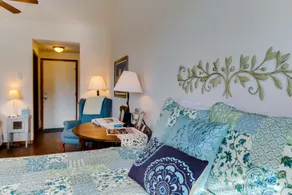 Ocean Cove Inn - Image 3