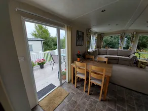 Beautiful 6 Berth Caravan in Bude - Image 2