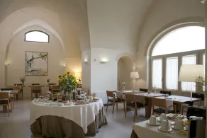 Corte Borromeo Historical Hotel - Image 3