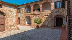 Fattoria L'Olmo Rosso 14 - Image 3