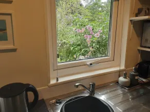Tranquil Wood Cabin set in a Beautiful Orchard - Image 2