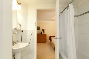 Manor guesthouse - Image 4
