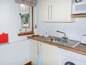 Troon Apartment - Image 3