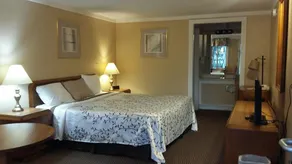 Airport Inn & Parking Vandalia - Image 4
