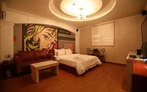 Hotel Rooky - Image 5