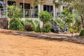 Tree Lodge - Image 5