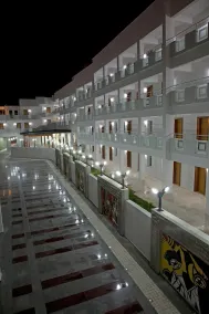 Sunhill Centro Hotel - Image 5