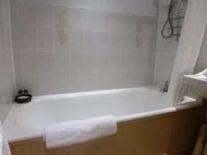Ducks Inn - Image 3
