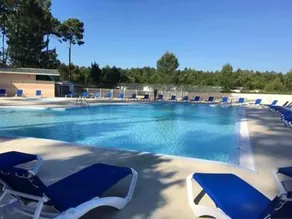 MH 201 AGREABLE et tout ÉQUIPÉ 2CH dont suite parentale et 2sdb avec vue sur foret dans camping 4 étoiles - Image 5