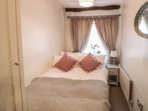 Farriers Cottage - Image 4