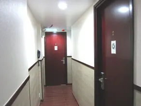 Hong Kong Motel - Image 4