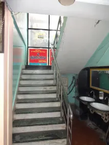 Ajatsatru Hotel - Image 4