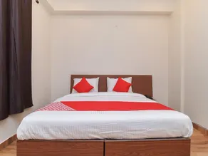 OYO Flagship 439 Krishna Living - Image 3