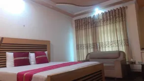 Hotel Pak Inn Gulberg - Image 2