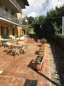 Relais Acqua Di Costanza - Image 5