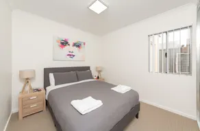Eliza Park Suites 21 - Image 3