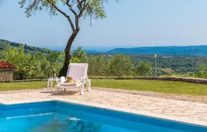 Awesome Home in Labin With Wifi and 3 Bedrooms - Image 4