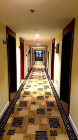 Dongfang Hotel - Image 4
