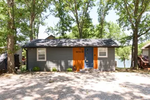 Firefly Cottage 2 Bedroom Cabin by Redawning - Image 4