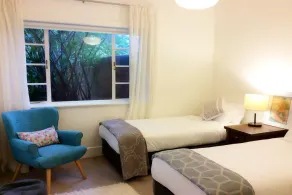 BOUTIQUE STAYS - Frankie's Place - Image 3