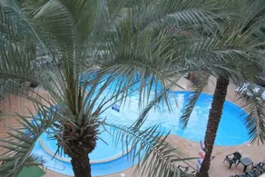 Restal Hotel - Image 4