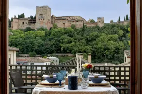 Alhambra Penthouse 2 Private Terraces Parking Free - Image 3