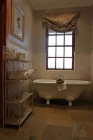 Doveton House - Image 4