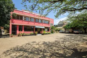 New East View Hotel - Image 5
