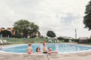 Auberge du Chateau Bromont - Image 2