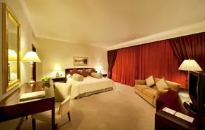 Jood Palace Hotel Dubai - Image 4