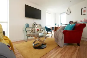 The Chad- Leeds Luxury, Stunning Contemporary Apartment With Free Parking - Image 4