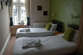 Laurel Cottage - Image 2