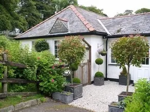Hurlditch Court Cottage - Image 3