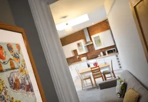 Central contemporary 3 bedroom flat in Bristol - Image 3