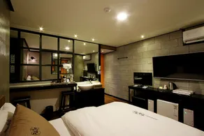 Daejeon Page Hotel - Image 2