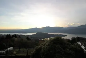 Bellavista prestigious apartment with lake view - Image 4