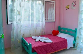 Vicky's Village private House - Image 4