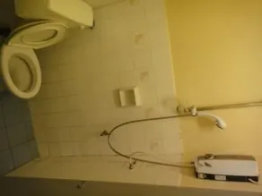 Eight Mentigi Guesthouse - Image 5