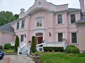 Rosewood Manor - Image 2