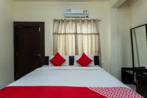 OYO 30094 Swistar Guest House - Image 4