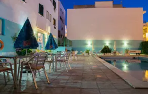 Hostal Valencia - Image 4