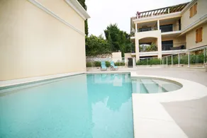 Biot Village - Image 5
