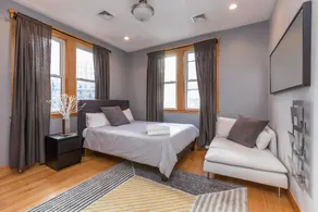 Huge 2 BR Apt in Heart of North End by Domio - Image 3