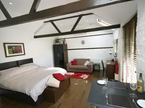 The Stables - Image 5